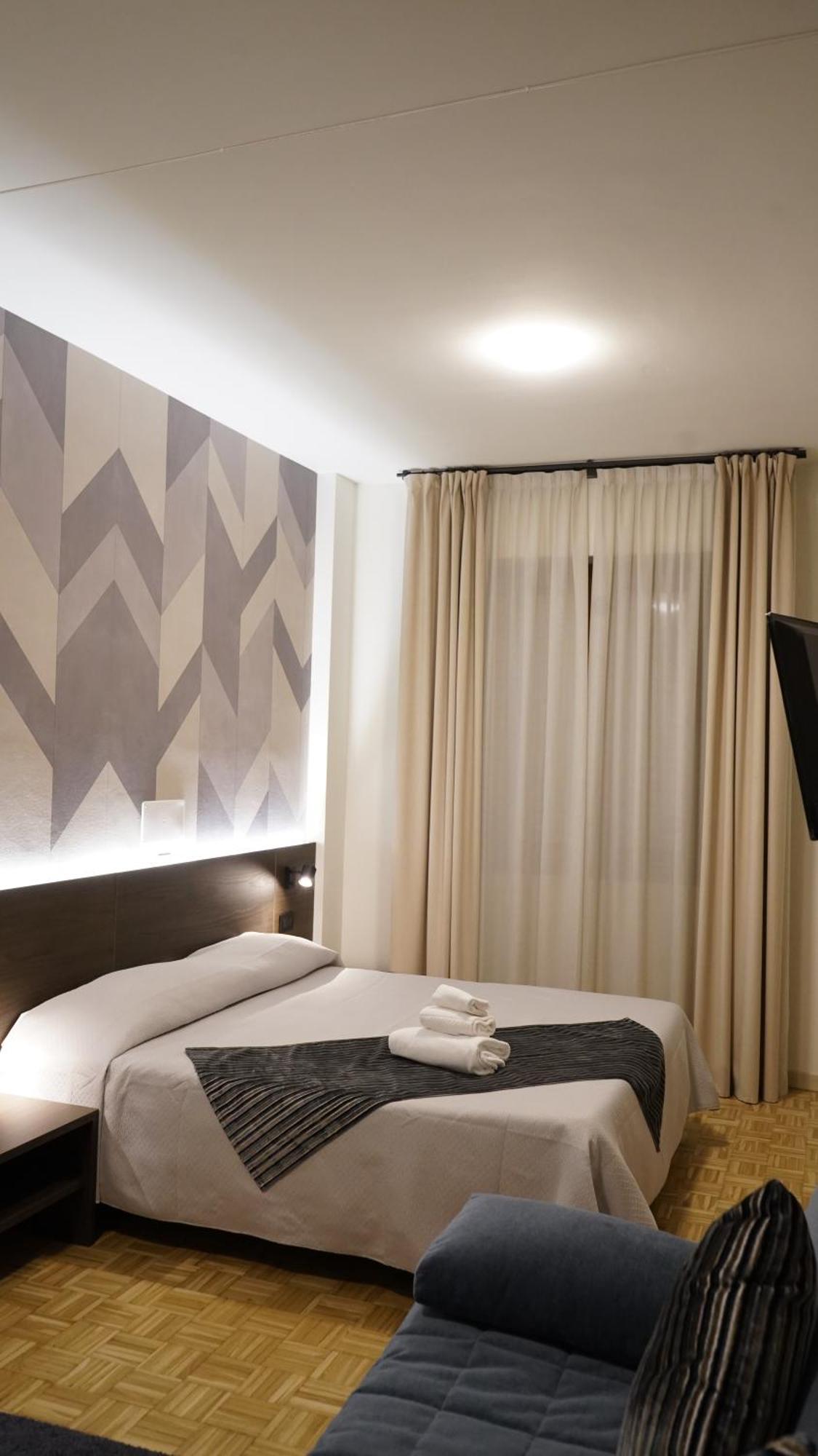 Hotel Astoria Fidenza Extérieur photo